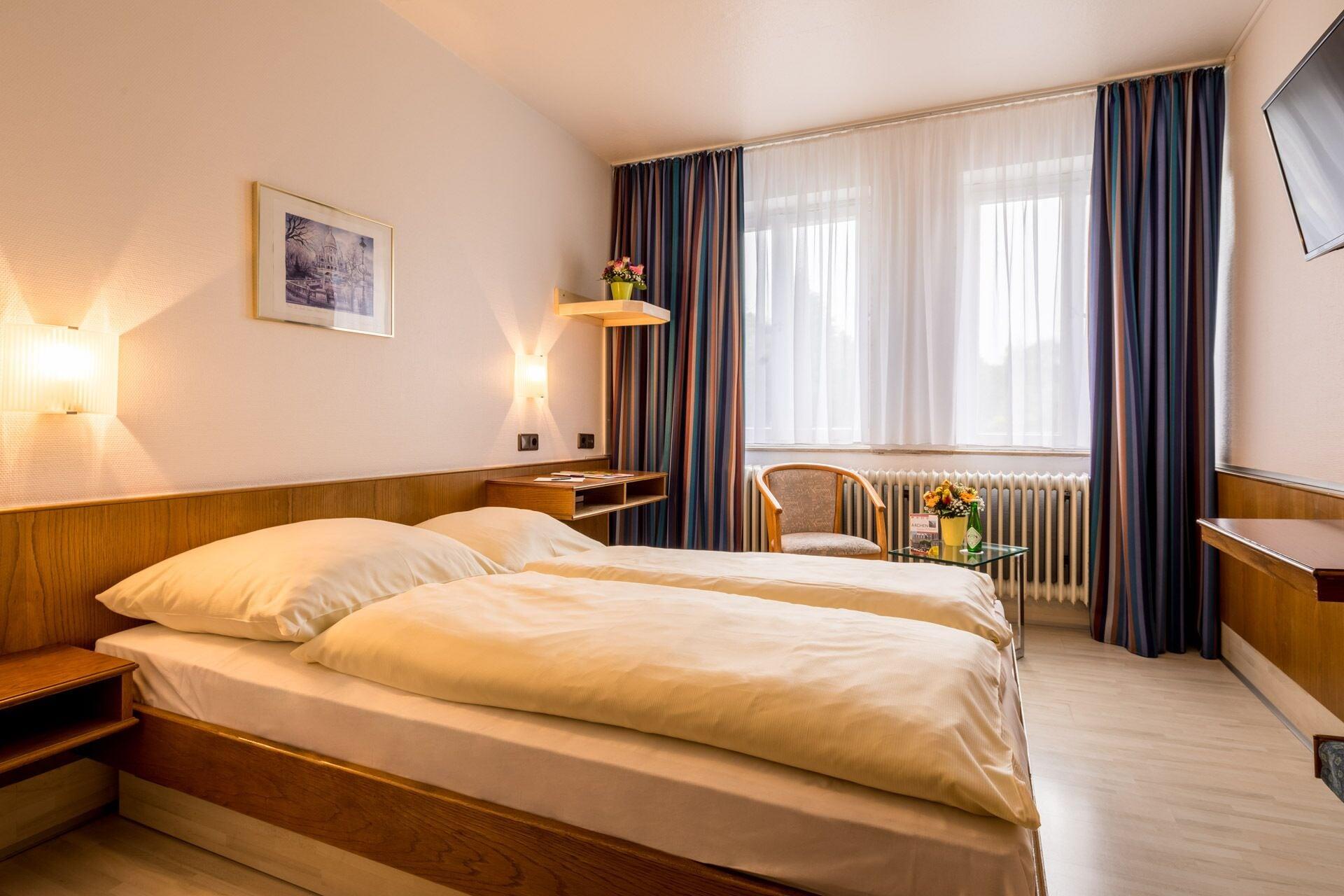 Hotel Buschhausen Ахен Экстерьер фото